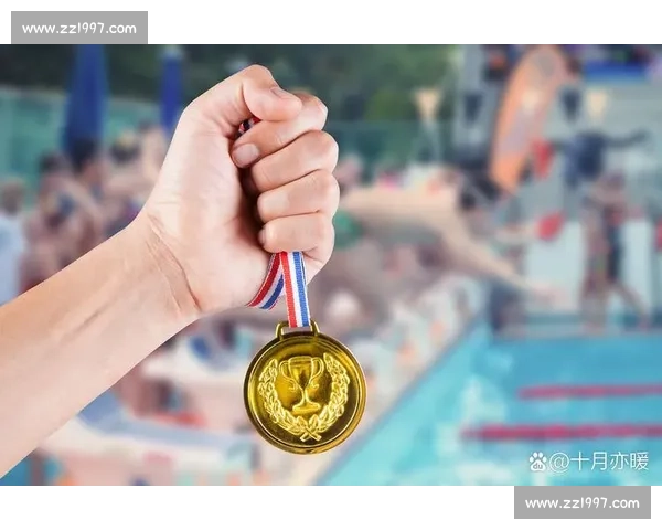 《冠军荣耀：拼搏与梦想的征程，超越极限的辉煌时刻》